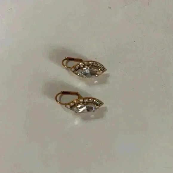 BNIB Stella and Dot Duchess Studs - Picture 6 of 11
